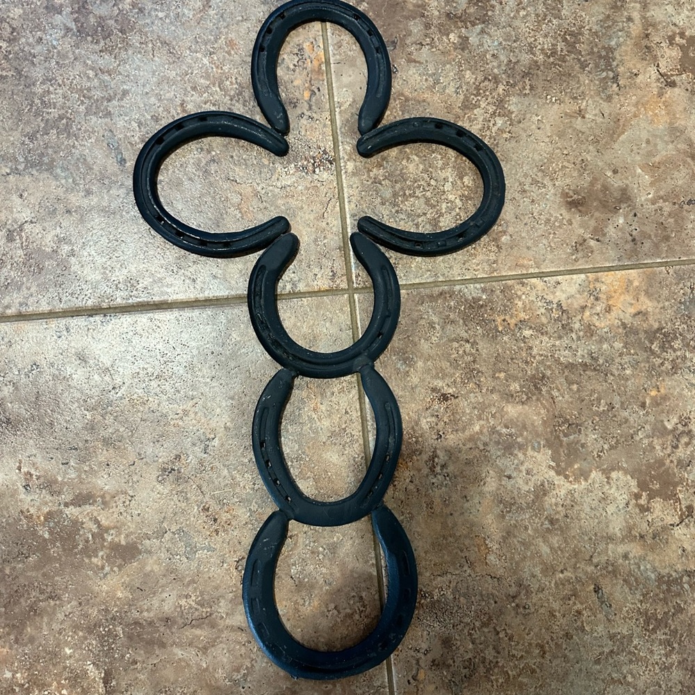 Horseshoe wall art